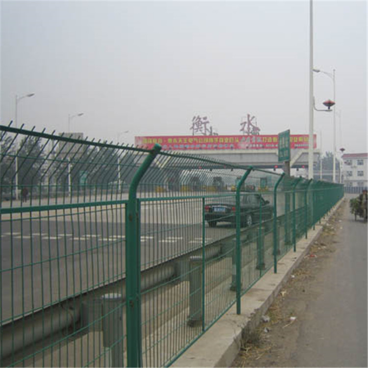 公路護欄網案例展示